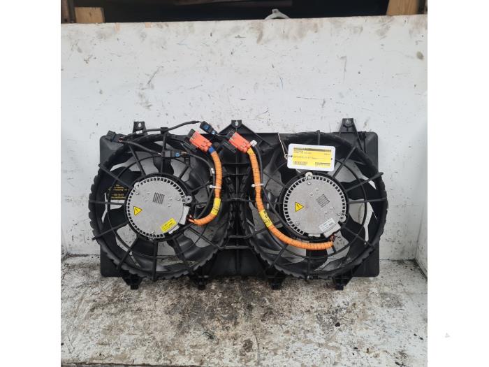 Gebrauchte Kühlerventilator Hyundai iX35 (LM) FCEV Preis € 70,00 Margenregelung angeboten von Autodemontage de Zaag