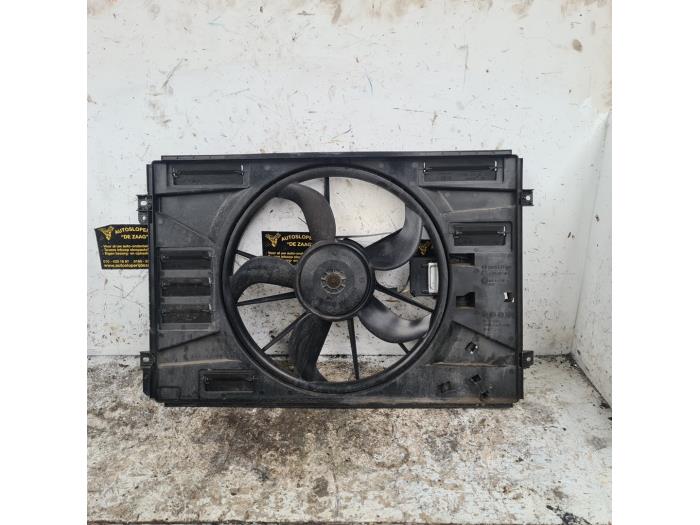 Gebrauchte Kühlerventilator Volkswagen Golf VI Variant (AJ5/1KA) 1.6 TDI 16V 105 Preis € 50,00 Margenregelung angeboten von Autodemontage de Zaag