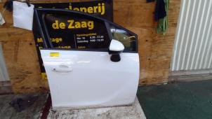 Usagé Porte avant droite Opel Meriva 1.4 16V Ecotec Prix € 150,00 Règlement à la marge proposé par Autodemontage de Zaag
