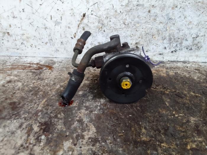 Usagé Pompe de direction Chevrolet Matiz 0.8 S,SE Prix € 30,00 Règlement à la marge proposé par Autodemontage de Zaag