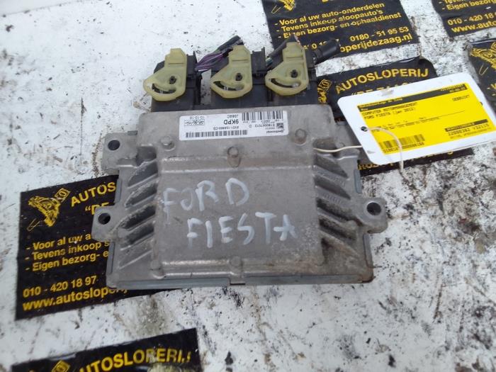 Ordenador de gestión de motor de un Ford Fiesta 6 (JA8) 1.25 16V 2012