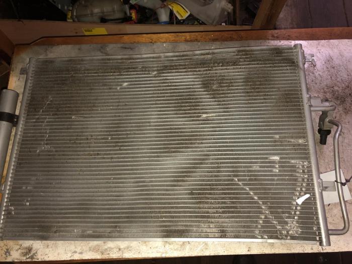 Usagé Radiateur clim Mercedes Sprinter 3,5t (906.73) 315 CDI 16V Prix € 50,00 Règlement à la marge proposé par Autodemontage de Zaag