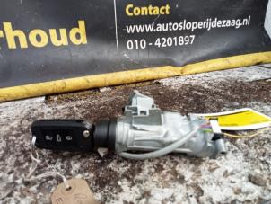 Used Ignition switch contact block Seat Leon (5FB) 1.4 TSI Ecomotive 16V Price € 50,00 Margin scheme offered by Autodemontage de Zaag
