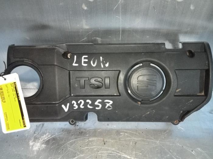 Engine cover from a Seat Leon (1P1) 1.4 TSI 16V 2010