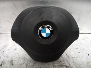 Used Left airbag (steering wheel) BMW 1 serie (E87/87N) 118i 16V Price € 50,00 Margin scheme offered by Autodemontage de Zaag