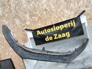 Używane Spoiler na przedni zderzak Volkswagen Polo V (6R) 1.2 12V Cena € 40,00 Procedura marży oferowane przez Autodemontage de Zaag