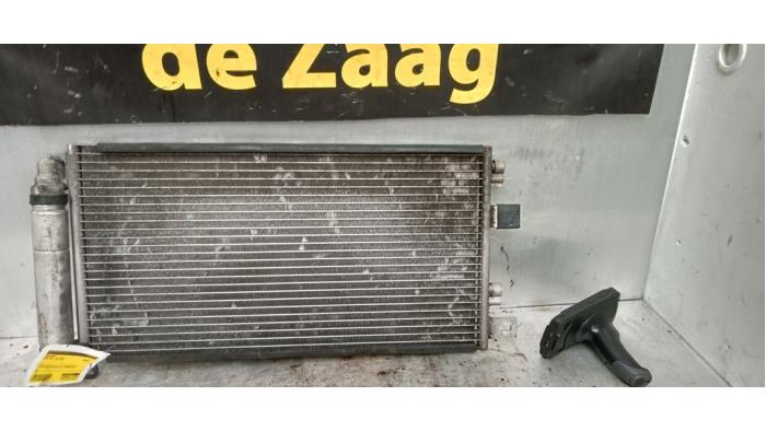 Begagnade AC-radiator Austin Mini Open (R52) 1.6 16V Cooper S Pris € 50,00 Marginaltabell erbjuds av Autodemontage de Zaag