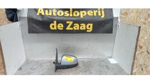 Używane Lusterko zewnetrzne prawe Opel Meriva 1.6 16V Cena € 25,00 Procedura marży oferowane przez Autodemontage de Zaag