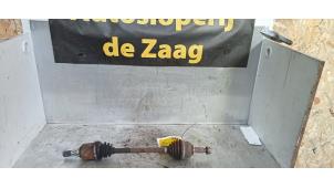 Used Front drive shaft, left Nissan Micra (K12) 1.2 16V Price € 25,00 Margin scheme offered by Autodemontage de Zaag