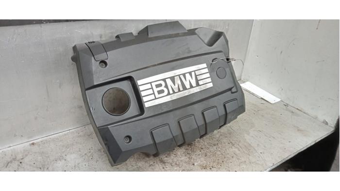 Cobertor motor de un BMW 1 serie (E87/87N) 116i 2.0 16V 2010