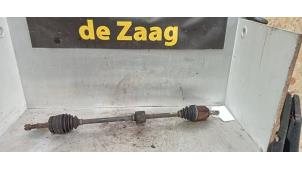 Used Front drive shaft, right Opel Meriva 1.6 16V Price € 35,00 Margin scheme offered by Autodemontage de Zaag