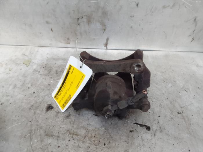 Gebrauchte Bremszange links vorne Ford Fiesta 6 (JA8) 1.4 16V Preis € 15,00 Margenregelung angeboten von Autodemontage de Zaag
