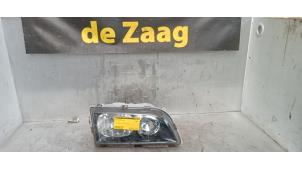 Used Headlight, right Volvo V40 (VW) 1.8 16V Price € 25,00 Margin scheme offered by Autodemontage de Zaag