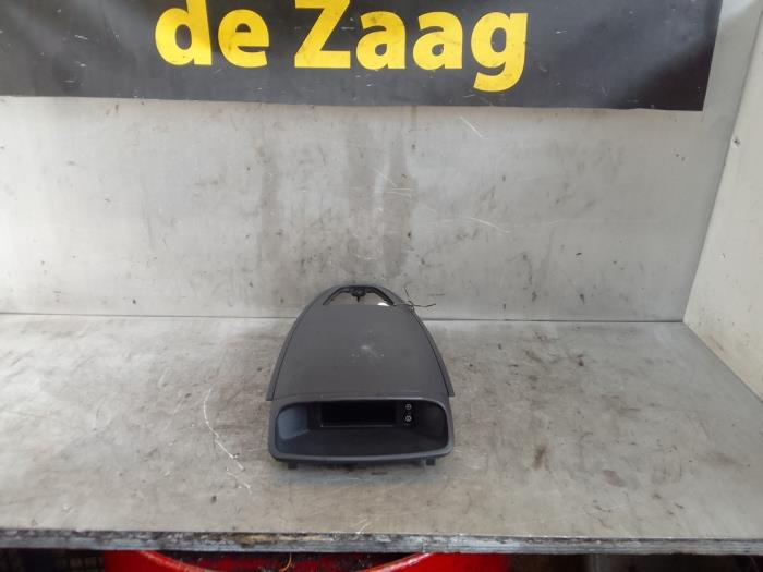 Begagnade Innerdisplay Opel Corsa D 1.2 16V Pris € 25,00 Marginaltabell erbjuds av Autodemontage de Zaag