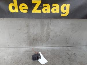 Used Electric window switch Opel Corsa D 1.2 16V Price € 15,00 Margin scheme offered by Autodemontage de Zaag