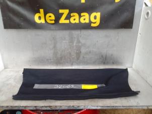 Używane Pólka tylna Opel Tigra (75) 1.4i 16V Cena € 25,00 Procedura marży oferowane przez Autodemontage de Zaag