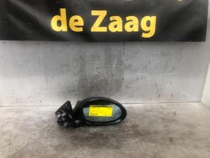 Used Wing mirror, right BMW 1 serie (E81) 118i 16V Price € 40,00 Margin scheme offered by Autodemontage de Zaag