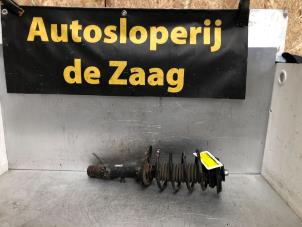 Used Front shock absorber rod, left Peugeot 208 I (CA/CC/CK/CL) 1.2 Vti 12V PureTech 82 Price € 50,00 Margin scheme offered by Autodemontage de Zaag
