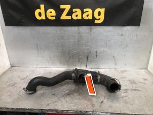 Usados Tubo intercooler Mini Mini (R56) 1.6 16V Cooper S Precio € 15,00 Norma de margen ofrecido por Autodemontage de Zaag