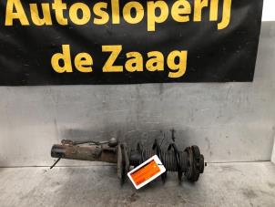 Usagé Barre amortisseur avant droit Volkswagen Polo IV (9N1/2/3) 1.4 16V Prix € 35,00 Règlement à la marge proposé par Autodemontage de Zaag