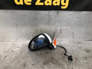 Used Wing mirror, left Opel Corsa E 1.4 Turbo 16V Price € 45,00 Margin scheme offered by Autodemontage de Zaag