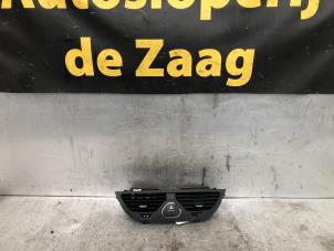 Usados Interruptor de luz de pánico Opel Corsa E 1.4 Turbo 16V Precio € 20,00 Norma de margen ofrecido por Autodemontage de Zaag