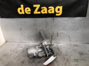 Usados Bomba de dirección asistida Opel Mokka/Mokka X 1.4 Turbo 16V 4x2 Precio € 200,00 Norma de margen ofrecido por Autodemontage de Zaag