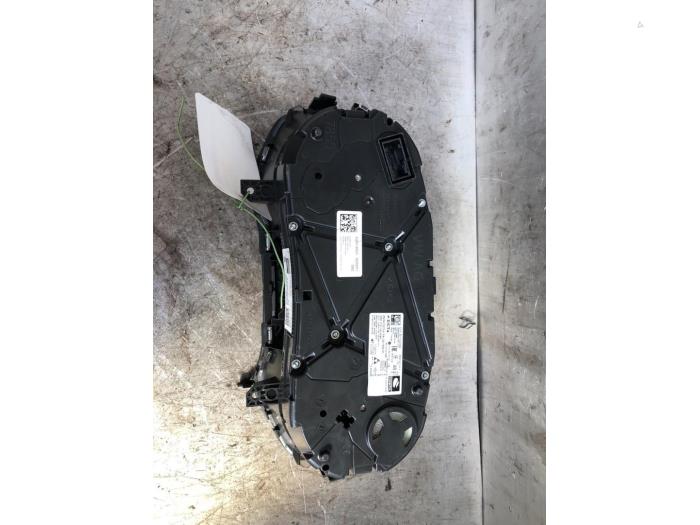 Instrumentenbrett van een Seat Ibiza V (KJB) 1.0 TSI 12V 2021