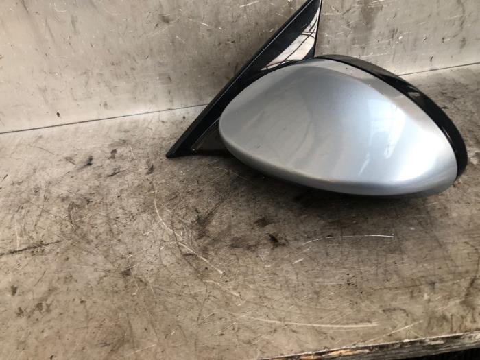 Wing mirror, left from a BMW 3 serie (E92) 320i 16V 2010