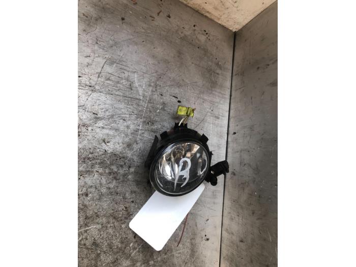 Fog light, front right from a Seat Leon (1P1) 1.4 TSI 16V 2012