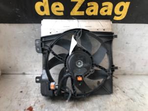 Used Radiator fan Peugeot 208 I (CA/CC/CK/CL) 1.2 Vti 12V PureTech 82 Price € 40,00 Margin scheme offered by Autodemontage de Zaag