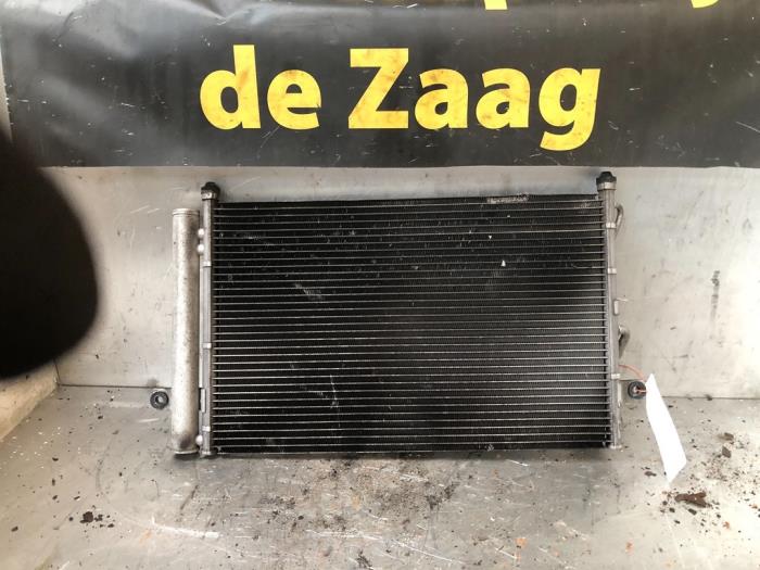 Begagnade AC-radiator Hyundai Getz 1.3i 12V Pris € 40,00 Marginaltabell erbjuds av Autodemontage de Zaag