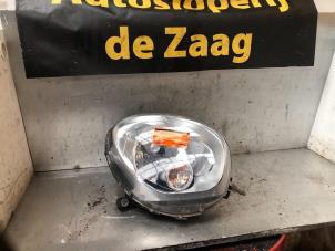 Used Headlight, right Mini Paceman (R61) 1.6 16V Cooper ALL4 Price € 75,00 Margin scheme offered by Autodemontage de Zaag