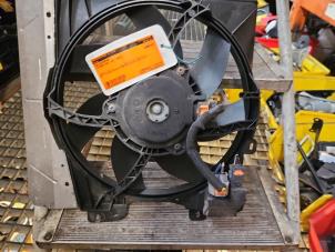 Used Radiator fan Citroen DS3 (SA) 1.6 VTi 120 16V Price € 40,00 Margin scheme offered by Autodemontage de Zaag