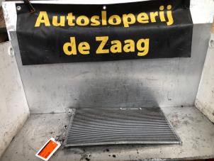 Usagé Radiateur clim Renault Kangoo Express (FW) 1.5 dCi 85 Prix € 35,00 Règlement à la marge proposé par Autodemontage de Zaag