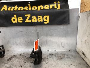 Usagé Etrier de frein (pince) avant gauche Renault Kangoo Express (FW) 1.5 dCi 85 Prix € 25,00 Règlement à la marge proposé par Autodemontage de Zaag