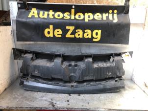 Usagé Plaque de serrure avant Renault Kangoo Express (FW) 1.5 dCi 85 Prix € 50,00 Règlement à la marge proposé par Autodemontage de Zaag