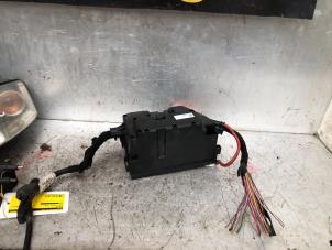 Used Fuse box Opel Corsa D 1.4 16V Twinport Price € 50,00 Margin scheme offered by Autodemontage de Zaag