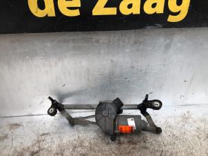 Used Wiper motor + mechanism Opel Corsa D 1.2 16V Price € 35,00 Margin scheme offered by Autodemontage de Zaag
