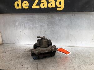 Used Front brake calliper, left Seat Leon (1P1) 1.4 TSI 16V Price € 25,00 Margin scheme offered by Autodemontage de Zaag