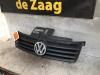 Grille from a Volkswagen Polo IV (9N1/2/3) 1.4 16V 2003