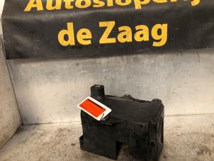 Used Battery box Volkswagen Polo V (6R) 1.2 TDI 12V BlueMotion Price € 20,00 Margin scheme offered by Autodemontage de Zaag