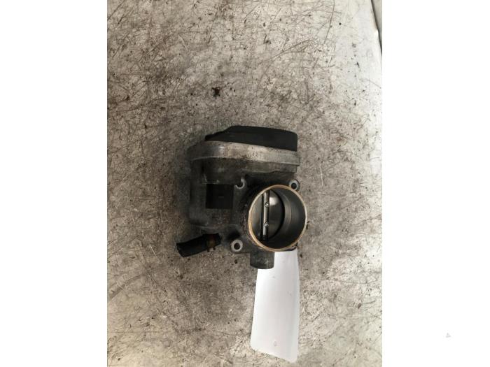 Używane Przepustnica Austin Mini Open (R52) 1.6 16V One Cena € 25,00 Procedura marży oferowane przez Autodemontage de Zaag