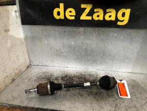 Gebrauchte Antriebswelle links vorne Opel Adam 1.2 16V Preis € 50,00 Margenregelung angeboten von Autodemontage de Zaag