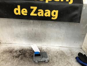 Usagé Ordinateur gestion moteur Opel Adam 1.2 16V Prix € 100,00 Règlement à la marge proposé par Autodemontage de Zaag
