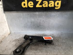 Usagé Bras de suspension avant droit Volkswagen Polo V (6R) 1.4 16V Prix € 25,00 Règlement à la marge proposé par Autodemontage de Zaag
