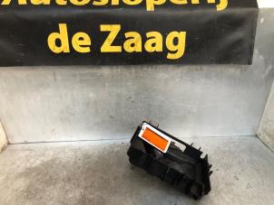 Used Battery box Volkswagen Polo V (6R) 1.4 16V Price € 20,00 Margin scheme offered by Autodemontage de Zaag
