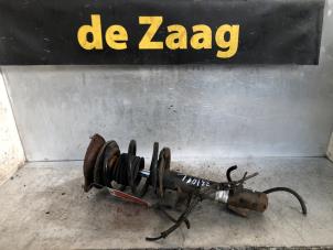 Used Front shock absorber rod, left Mini Mini Cooper S (R53) 1.6 16V Price € 40,00 Margin scheme offered by Autodemontage de Zaag