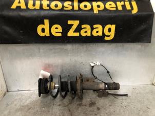 Used Front shock absorber rod, left Ford Focus 2 1.6 16V Price € 45,00 Margin scheme offered by Autodemontage de Zaag