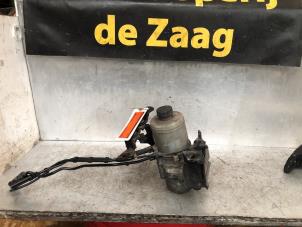 Usados Bomba de dirección asistida Volkswagen Fox (5Z) 1.4 16V Precio € 100,00 Norma de margen ofrecido por Autodemontage de Zaag